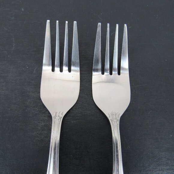 Hanford Forge Stainless Steel Salad Forks Floral Design Set of 4 - Picture 4 of 12